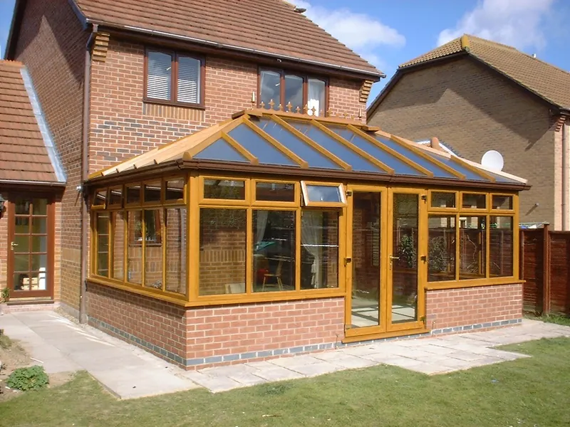 Commercial Putney