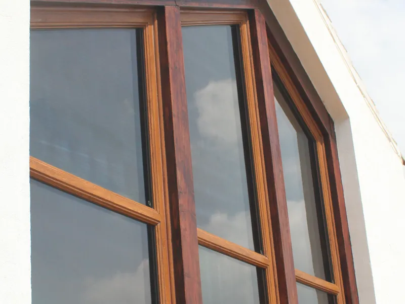 Bay Windows Putney
